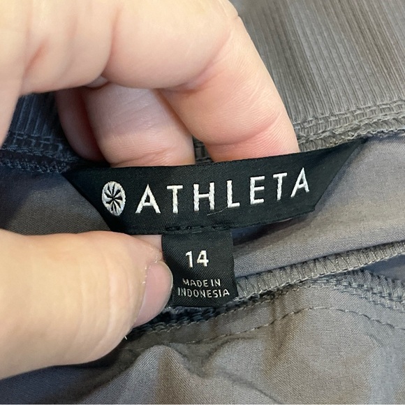 ATHLETA Midtown Ankle Pants Women’s Plum Purple Size 14 Style 297748-10 - Picture 6 of 8